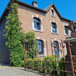 Maison de maitre logement entier, hot tub jacuzy