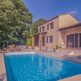 LOCATION VACANCES LA VILLA DU GARDON - EXCEPTIONNEL A COLLIAS - ACCES DIRECT A LA RIVIERE - VUE PANORAMIQUE SUR LES GORGES - 2500€/sem, hotel v destinaci Collias