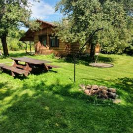 Bieszczady Domki w Dolinie Sanu, hotelli kohteessa Zatwarnica