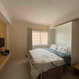 Pool level Persimmon Condo w/ kitchen unit 615