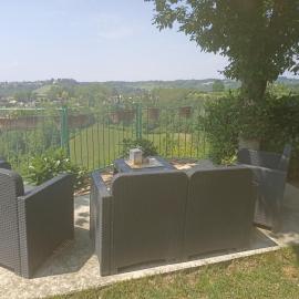 La Terrazza Mombarone、アスティのホテル