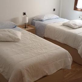 Apartamentos Casa de los Ramos, khách sạn ở Vinuesa