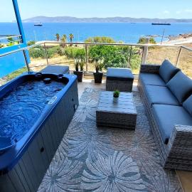 PORTO D'ORO LUXURY APARTMENT, hotel i Lávrion