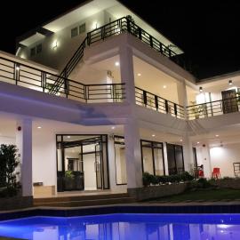 Be-ing Suites – hotel w mieście Davao