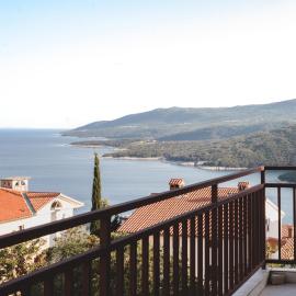 Apartment Nia, hotel in Rabac