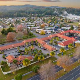 Regal Palms Resort, hotel in Rotorua