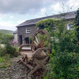 The Mews, Talley, hotel sa Llandeilo