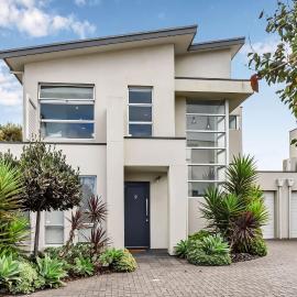 Stunning Sea Views in Excellent Location
