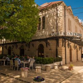 Hotel Platani, hotel v destinácii Trebinje