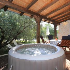 HACIENDA MIA perfect, Hotel in Zadar