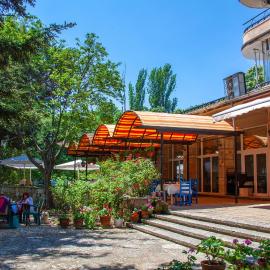 ADIS Holiday Inn Hotel