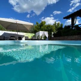 Viesnīca Grigliata Motel and Pool pilsētā Glevakha