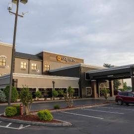 La Quinta by Wyndham Knoxville East, готель у місті Ноксвілл