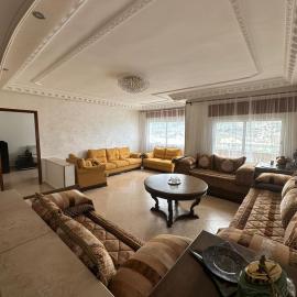 Vaste appartement au centre de Tetouan