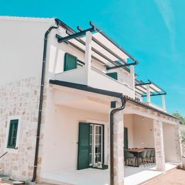 STONE HOUSE JEZERA, hotel a Jezera