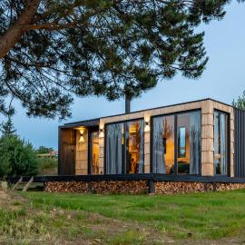 VyriY House, hotell i Lis