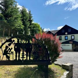 Pension Bennelliebschänke, hotel v destinácii Seiffen