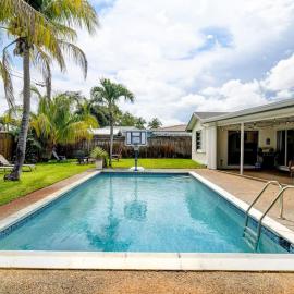 Boynton 3 2 Pool House