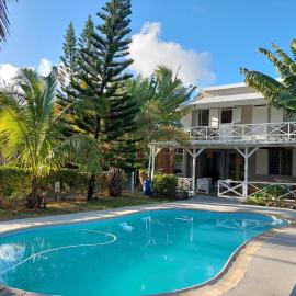 Blue Paradise Villa & Apartments, hotelli kohteessa Blue Bay