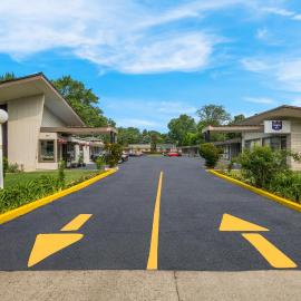 Knights Inn Burlington, хотел в Бърлингтън