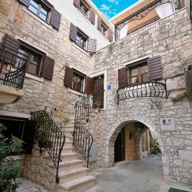 Stone House Srida