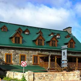 Manoir Ramezay, khách sạn ở Marieville