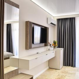 AXO Boutique HOTEL by BUILDING STEFAN, ξενοδοχείο σε Mamaia Nord – Navodari