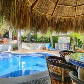 Quinta Delfin - 3BR Family Villa with Private Pool in Golden Zone