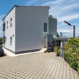 Apartments Greta & Ivona