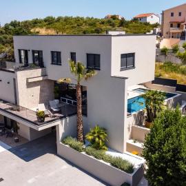 Villa Mia- Private Wellness & Spa, hotel in Seget Vranjica