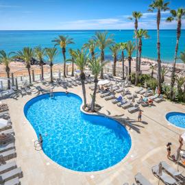 Caprici Beach Hotel & Spa, hotel v destinácii Santa Susanna