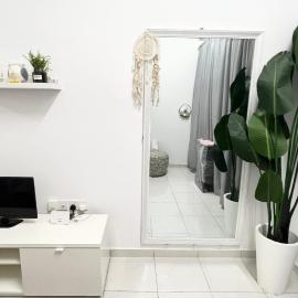Homestay Near Plaza Tol Bandar Ainsdale, hotel in Labu