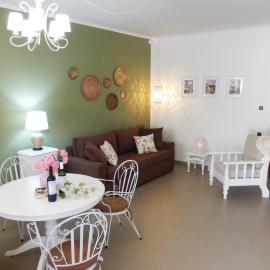 Portico Cozy Home, hotel a Kariá