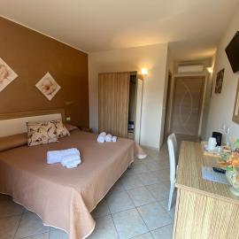 Villa Sofia, hotel u gradu Pargelija