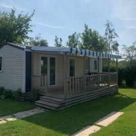 Camping Pommiers des Trois Pays, hotel em Licques