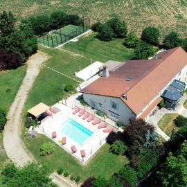 Maison Héléna by hellofamily, piscine, padel, pétanque, khách sạn ở Lain