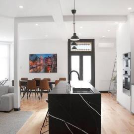 Upscale 3-Bedroom Entire Unit in the Trendy Plateau Mont-Royal featuring A Magazine-Worthy Kitchen & Opulent Living Spaces - Apt 1