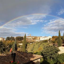 Casa Lilio, hotel in Radda in Chianti