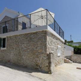 Holiday Stone House - Fumarea