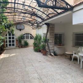 Charming Apartment in Shmeisani