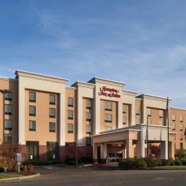 Hampton Inn & Suites Mount Juliet, hotel di Mount Juliet