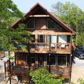 Counting Stars Luxury Cabin!, hotell i Townsend