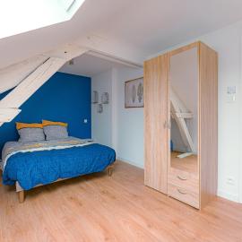 Coeur de ville #H3 - WIFI et NETFLIX - Lave linge - Logement partagé - Chambre privée