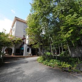 Viesnīca ホテルけやきの樹 pilsētā Hakuba