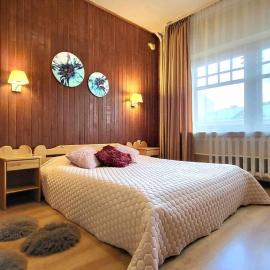 Ierullē, hotell Alūksnes