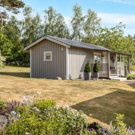 Chalet Ringsegård Höjden by Interhome, hotel em Falkenberg