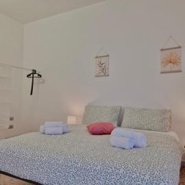 Guest House Service Modugno - ZONA INDUSTRIALE, hotel en Modugno
