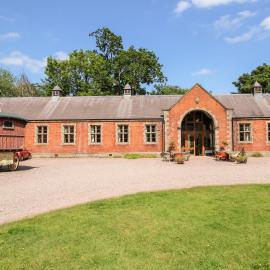 Chetwynd Lodge, hotel in Stafford