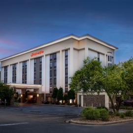 Hampton Inn Columbia I-26/Harbison Blvd，哥倫比亞的飯店