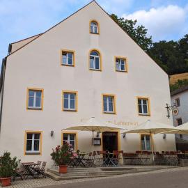 Gasthof zum Lehnerwirt GmbH, hotel a Breitenbrunn